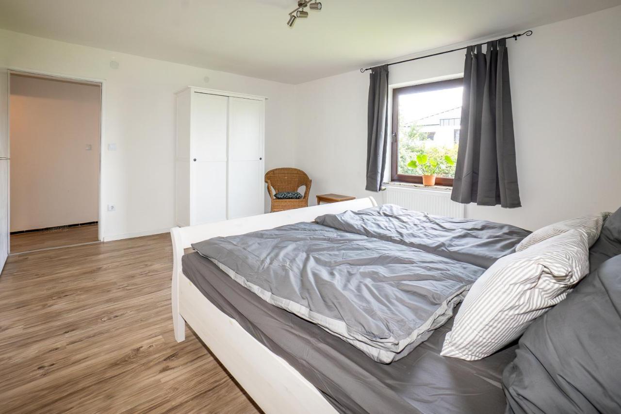 Ferienhaus Schneifel Auw bei Prum ภายนอก รูปภาพ